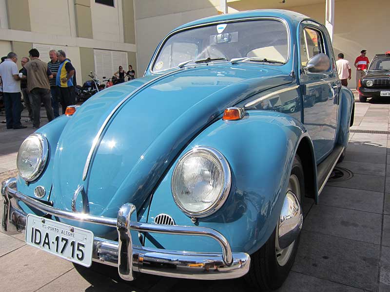 Volkswagen Beetle picture